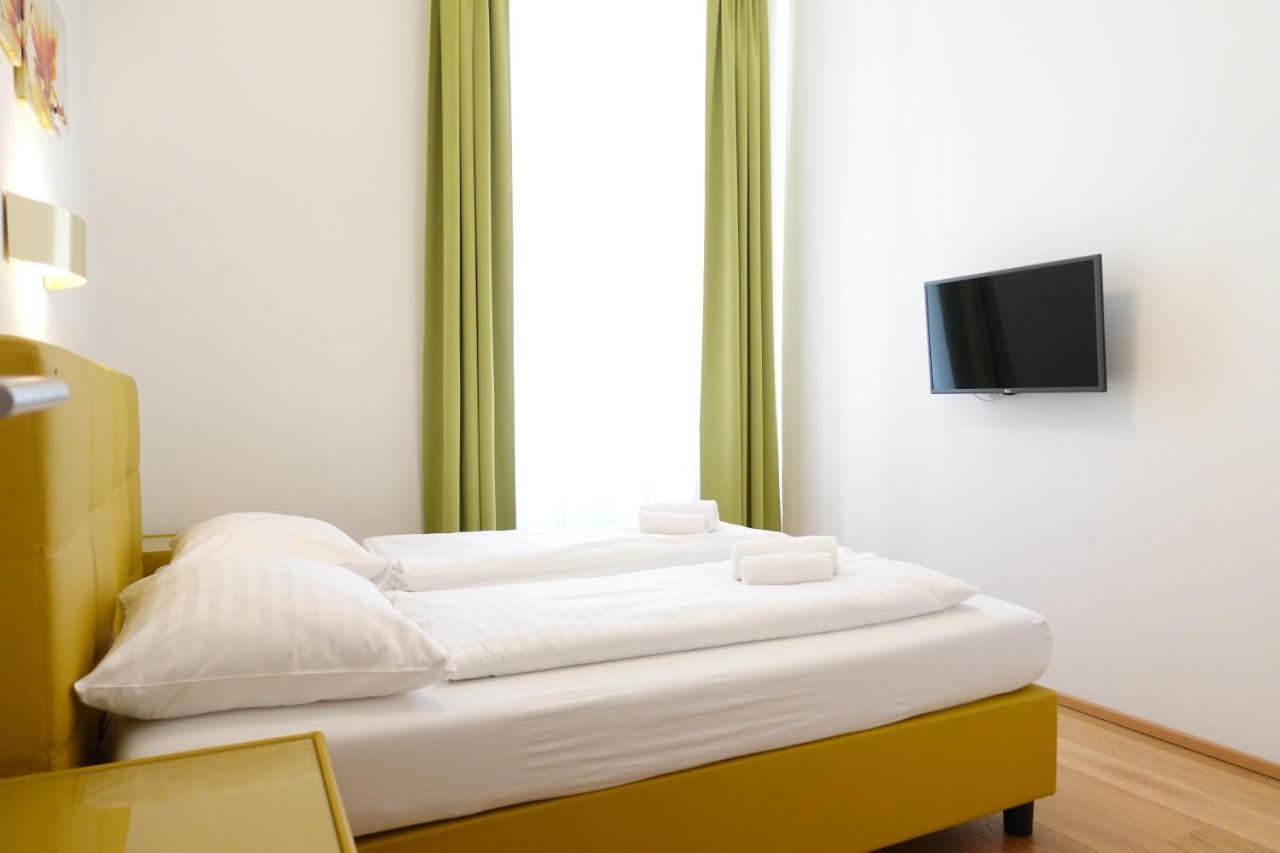 4 Red Star 8 Appartement *