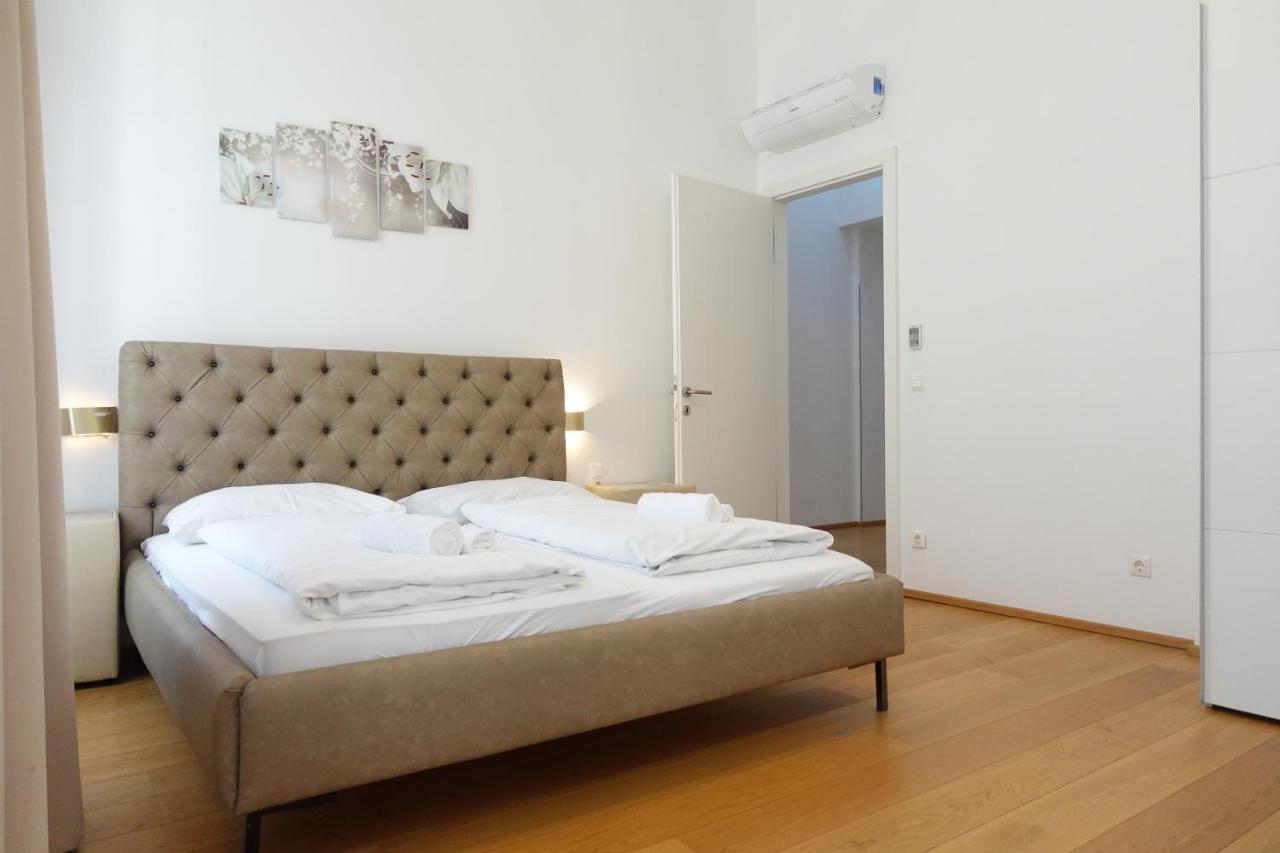 4 Red Star 8 Appartement *